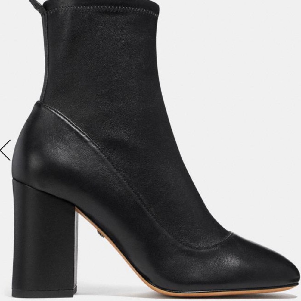Coach boots size 8 and 6